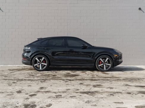 Certified 2026 Porsche Cayenne S image 8