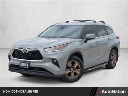 Used 2023 Toyota Highlander Bronze Edition