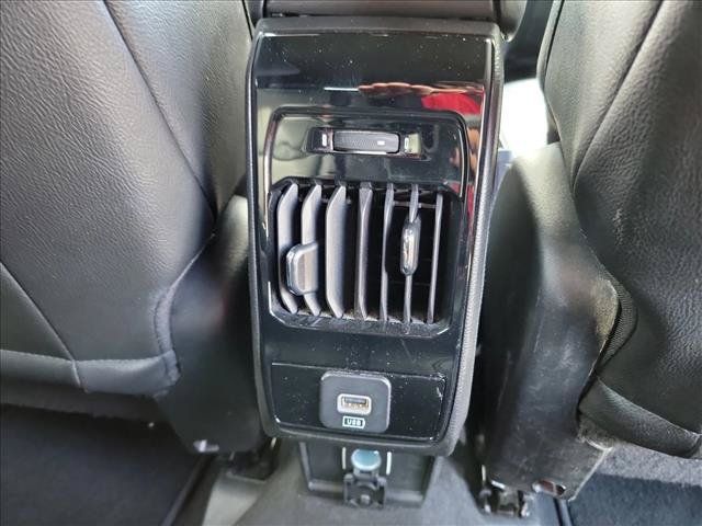Used 2025 Jeep Compass Limited AWD/4WD image 17