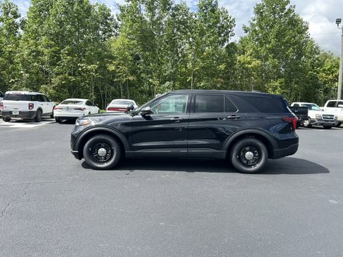 New 2025 Ford Explorer 4WD Police Interceptor image 8