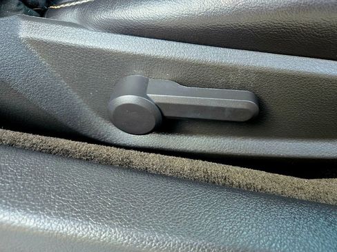 Used 2014 Ford Mustang Premium image 23