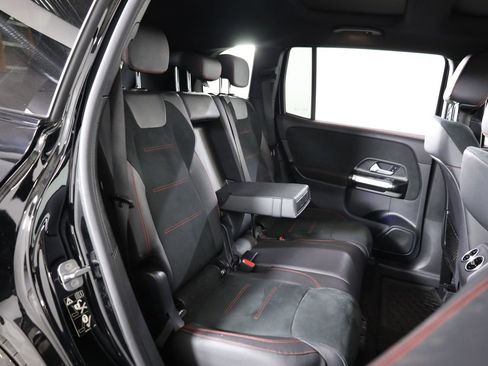 Used 2023 Mercedes-Benz GLB 250 4MATIC image 58
