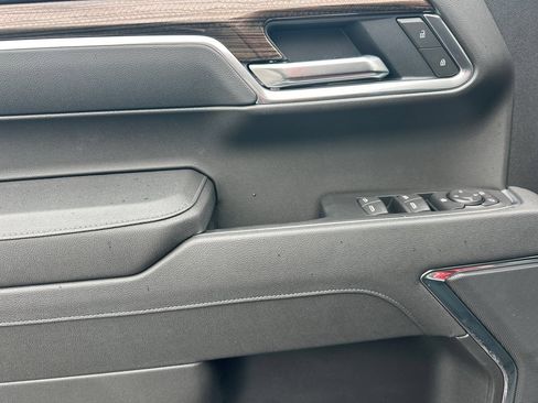 New 2026 Chevrolet Silverado 1500 LT Trail Boss w/ Dark Appearance Package AWD/4WD image 11