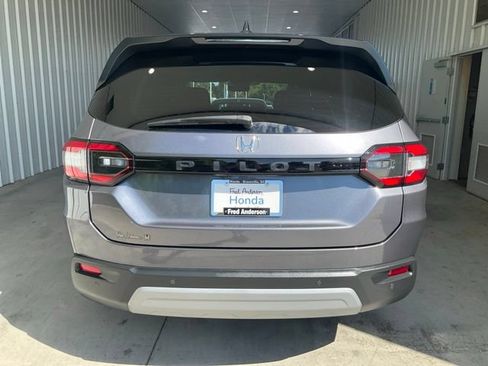 Certified 2025 Honda Pilot EX-L image 22