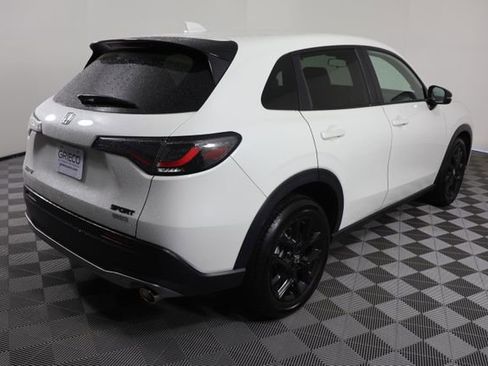 Certified 2025 Honda HR-V Sport image 8