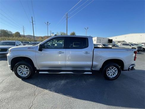 Certified 2020 Chevrolet Silverado 1500 RST image 2