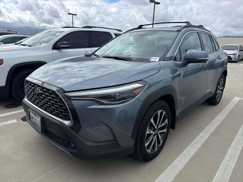 Certified 2024 Toyota Corolla Cross XLE w/ Convenience Package FWD image 2
