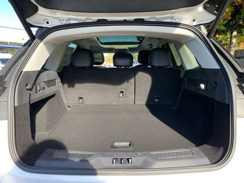 New 2026 Lincoln Nautilus Reserve w/ Jet Appearance Package image 5