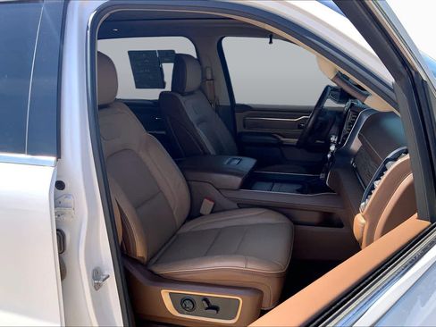 Used 2020 RAM 1500 Limited AWD/4WD image 9