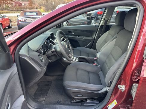 Used 2015 Chevrolet Cruze LT w/ Sun And Sound Package FWD image 18