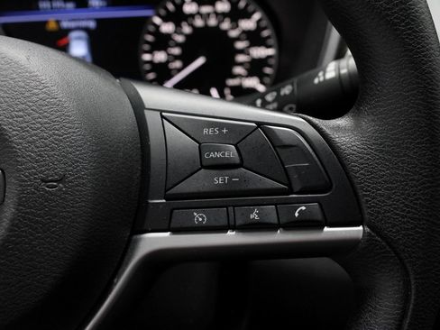 Certified 2024 Nissan Altima 2.5 SV FWD image 29