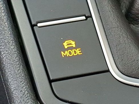 Certified 2025 Volkswagen Jetta GLI Autobahn w/ GLI Black Package image 25