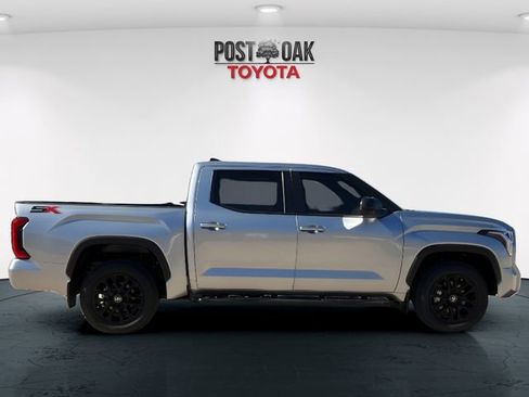 New 2026 Toyota Tundra SR5 image 8