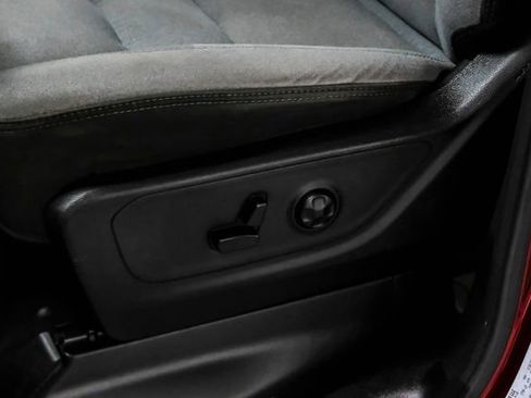 Used 2019 RAM 1500 Big Horn RWD image 40