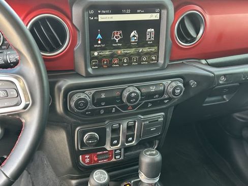 Used 2021 Jeep Wrangler Rubicon AWD/4WD image 17