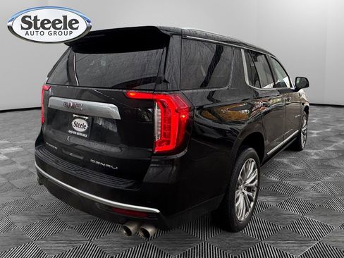 Used 2022 GMC Yukon Denali w/ Denali Premium Package image 5