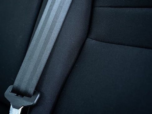 Used 2023 Nissan Rogue S FWD image 29