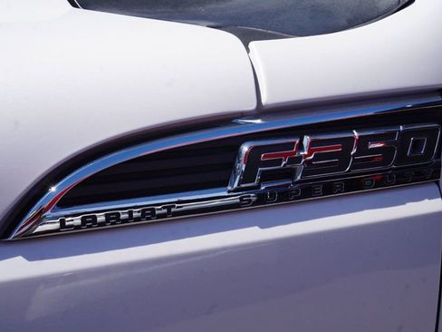 Used 2016 Ford F350 Lariat w/ Lariat Ultimate Package image 11