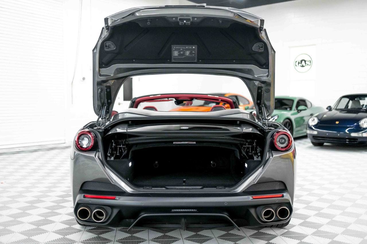 Used 2020 Ferrari Portofino RWD image 95