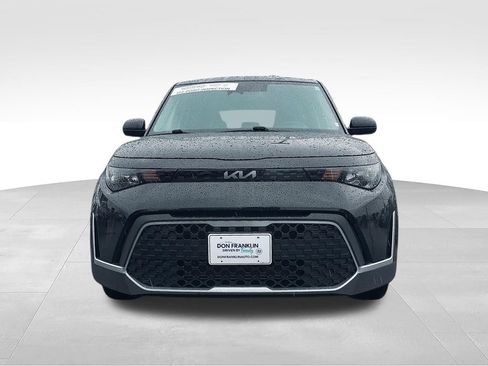 Used 2025 Kia Soul LX w/ LX Technology Package FWD image 3
