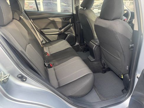 Used 2019 Subaru Impreza 2.0i w/ Eyesight image 18