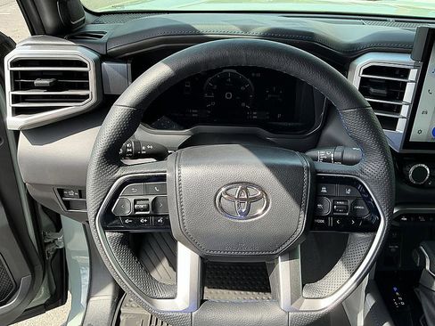 Used 2025 Toyota Tundra Platinum AWD/4WD image 14