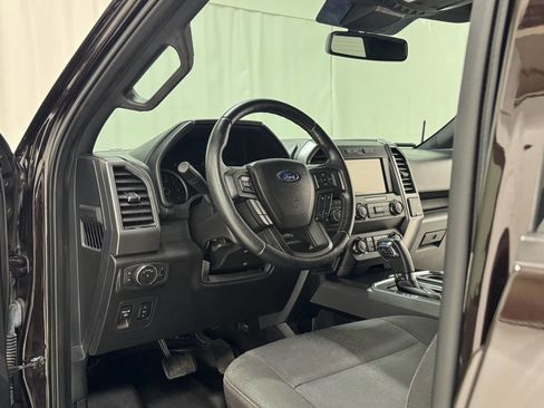 Used 2019 Ford F150 XLT w/ Equipment Group 302A Luxury image 10