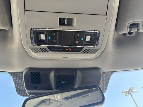 Used 2023 Ford F150 Lariat RWD image 12
