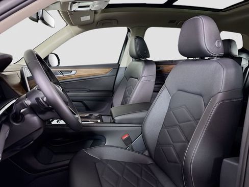 New 2026 Volkswagen Atlas SE image 21