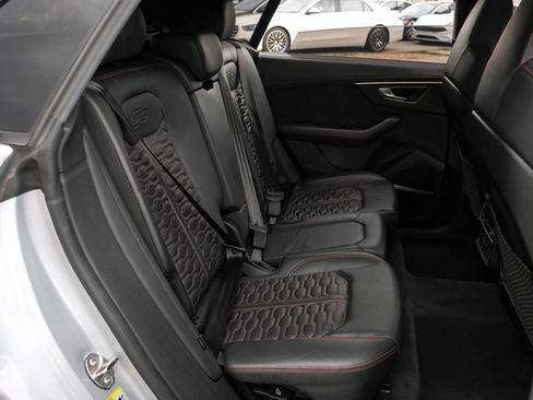 Used 2021 Audi RS Q8 image 37