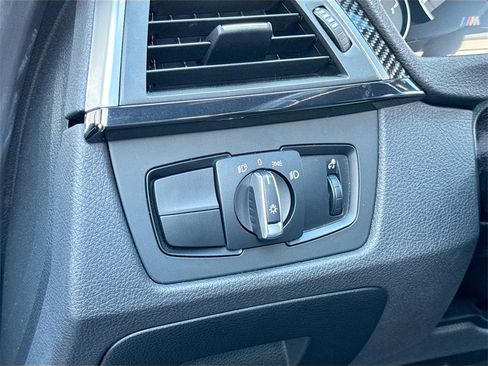 Used 2016 BMW M3 image 29