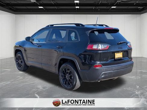 Certified 2023 Jeep Cherokee Altitude Lux image 3