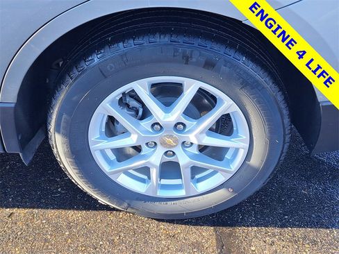 Used 2024 Chevrolet Equinox LT image 27
