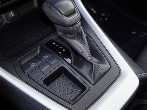 Certified 2023 Toyota RAV4 XLE w/ Convenience Package image 22