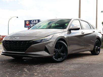 Used 2023 Hyundai Elantra SEL