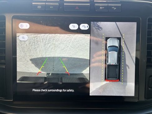 Used 2024 Ford F250 Lariat w/ Chrome Package image 13