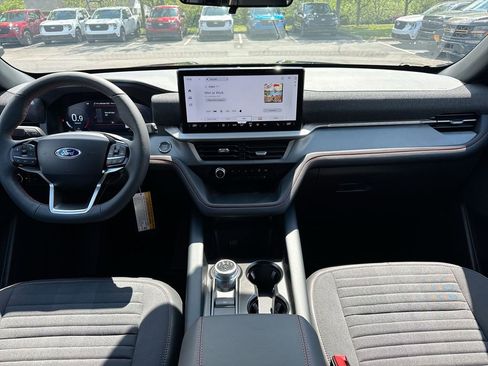 New 2026 Ford Explorer ST-Line AWD/4WD image 10