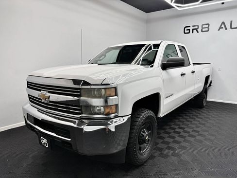 Used 2015 Chevrolet Silverado 2500 W/T w/ WT Convenience Package RWD image 3