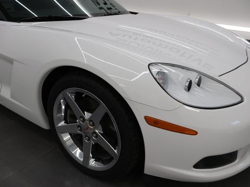 Used 2007 Chevrolet Corvette Convertible w/ Preferred Equipment Group RWD image 21