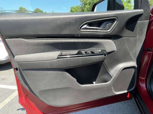 Used 2024 Honda Prologue EX image 17