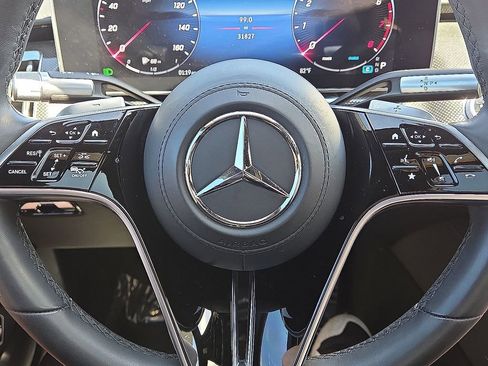 Used 2023 Mercedes-Benz S 580 4MATIC Sedan image 31