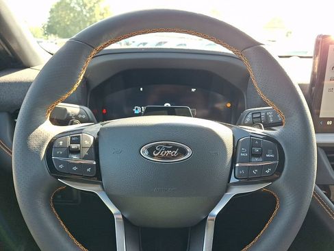 Used 2026 Ford Explorer Tremor AWD/4WD image 23