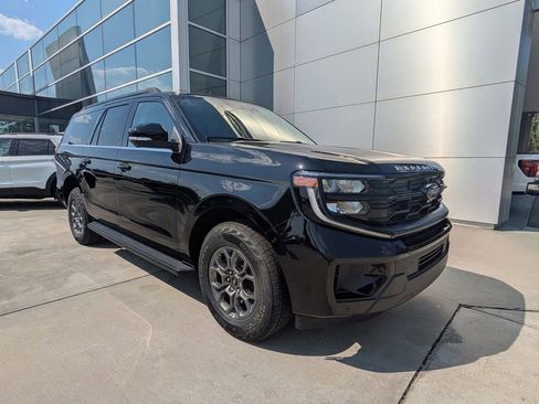New 2026 Ford Expedition Max Active RWD image 2