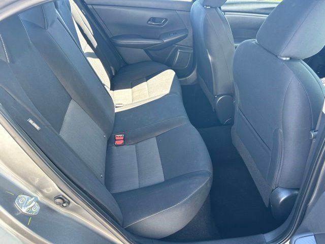 Used 2024 Nissan Sentra SV FWD image 43