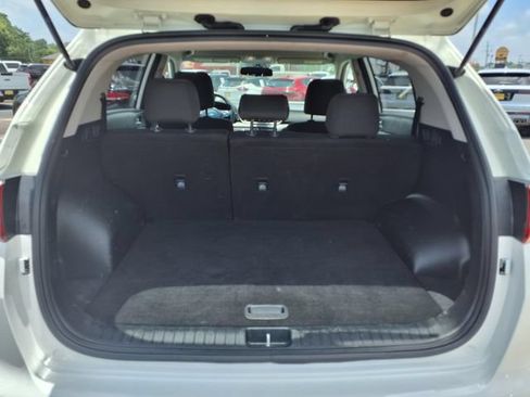Used 2020 Kia Sportage LX FWD image 10