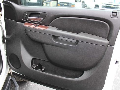 Used 2012 Chevrolet Silverado 2500 LTZ image 25