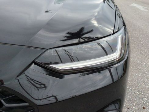 New 2026 Honda HR-V LX image 9