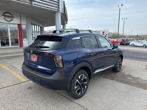 New 2026 Nissan Kicks SV image 4