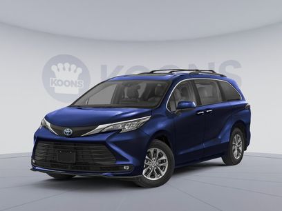 New 2026 Toyota Sienna XLE