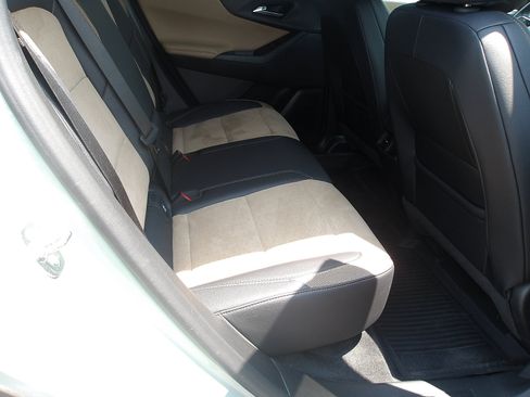 Used 2026 Chevrolet Equinox ACTIV w/ Convenience Package III AWD/4WD image 12